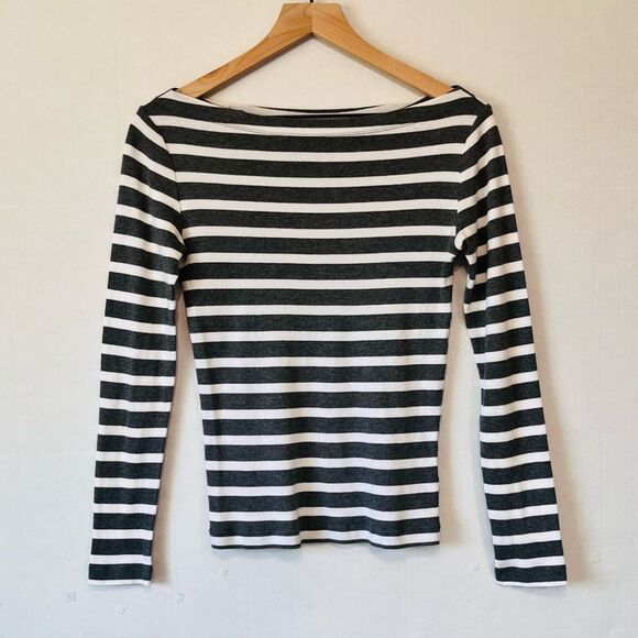 Gap Gray And White Striped Tee Sz S GUC - Picture 1 of 4